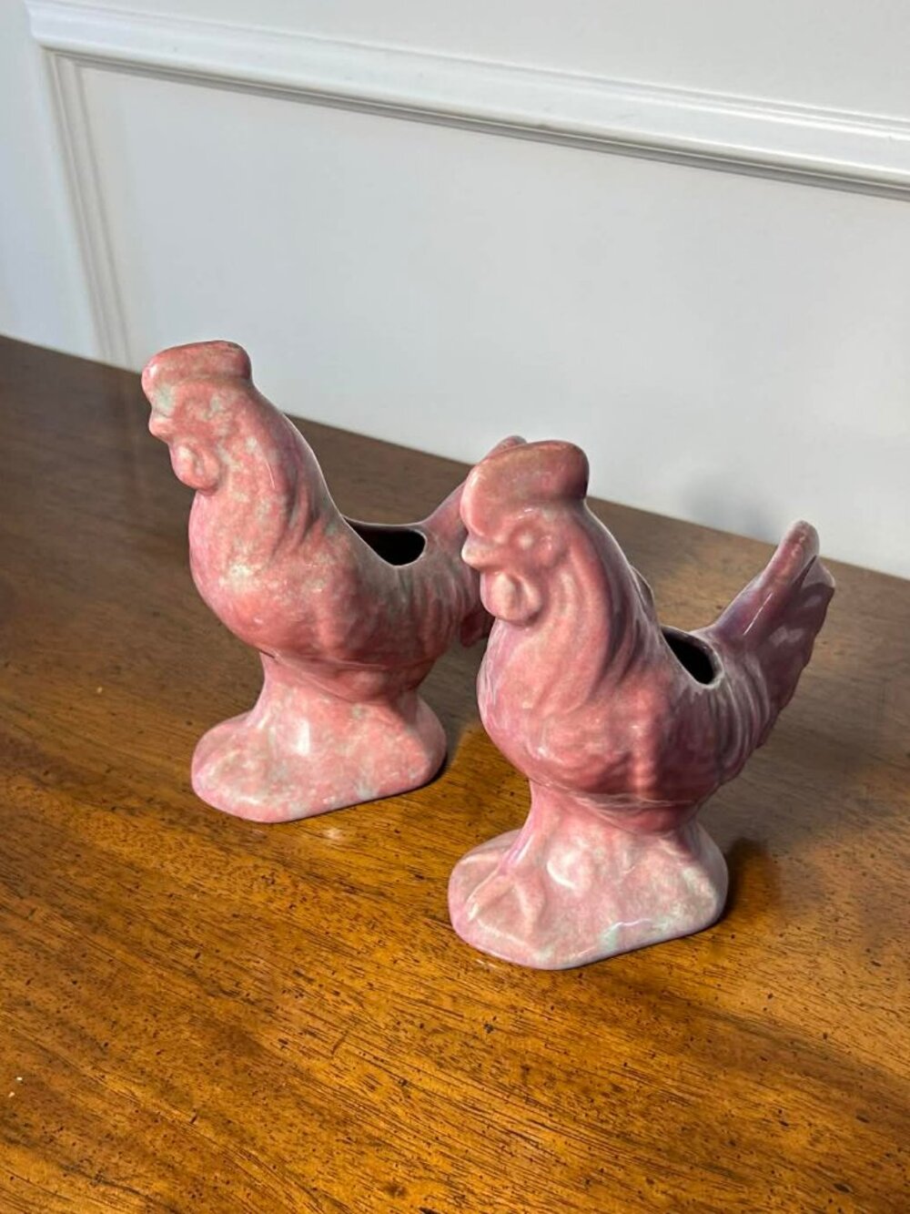 K T K 403 mauve rooster figural planter pair